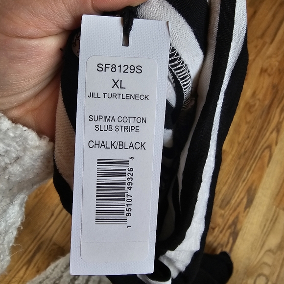 NWT Michael Stars Size XL Black & White Stripe Turtleneck Supima Cotton Basic - Picture 10 of 10
